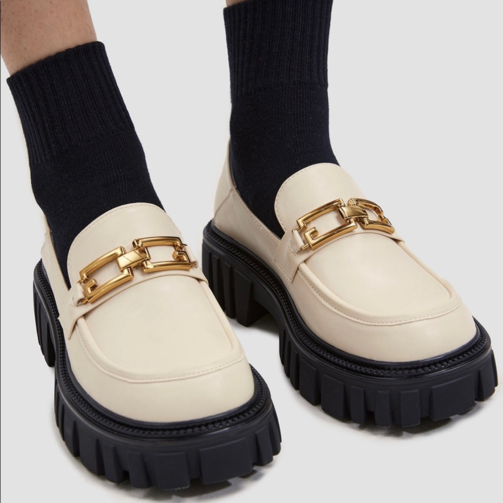 Loafers - Picture 2 of 5